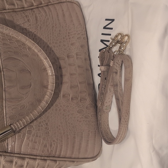 Brahmin Melbourne Ruby Satchel Euc - Picture 4 of 10